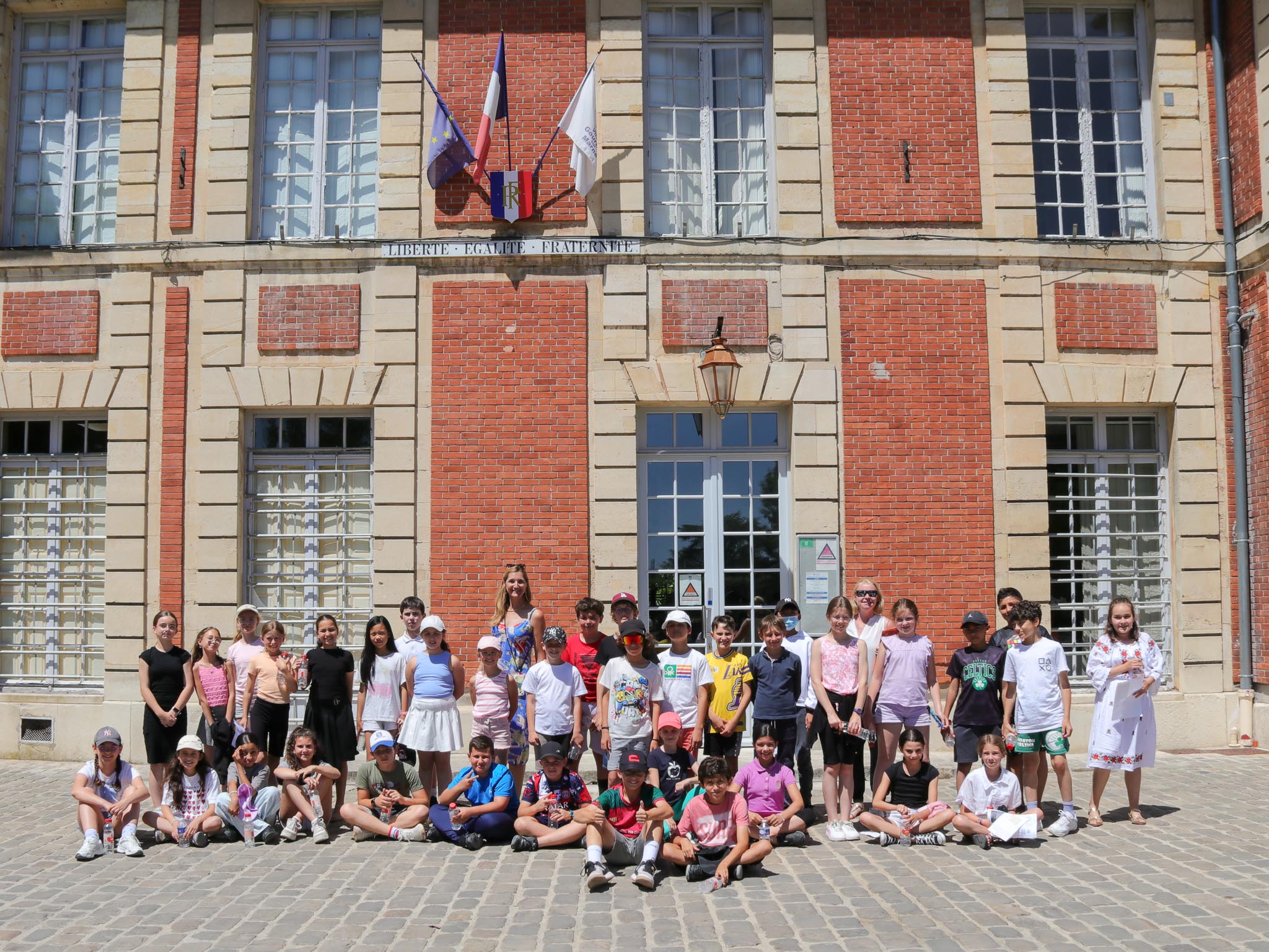 CÉRÉMONIE DES CM2 02.jpg