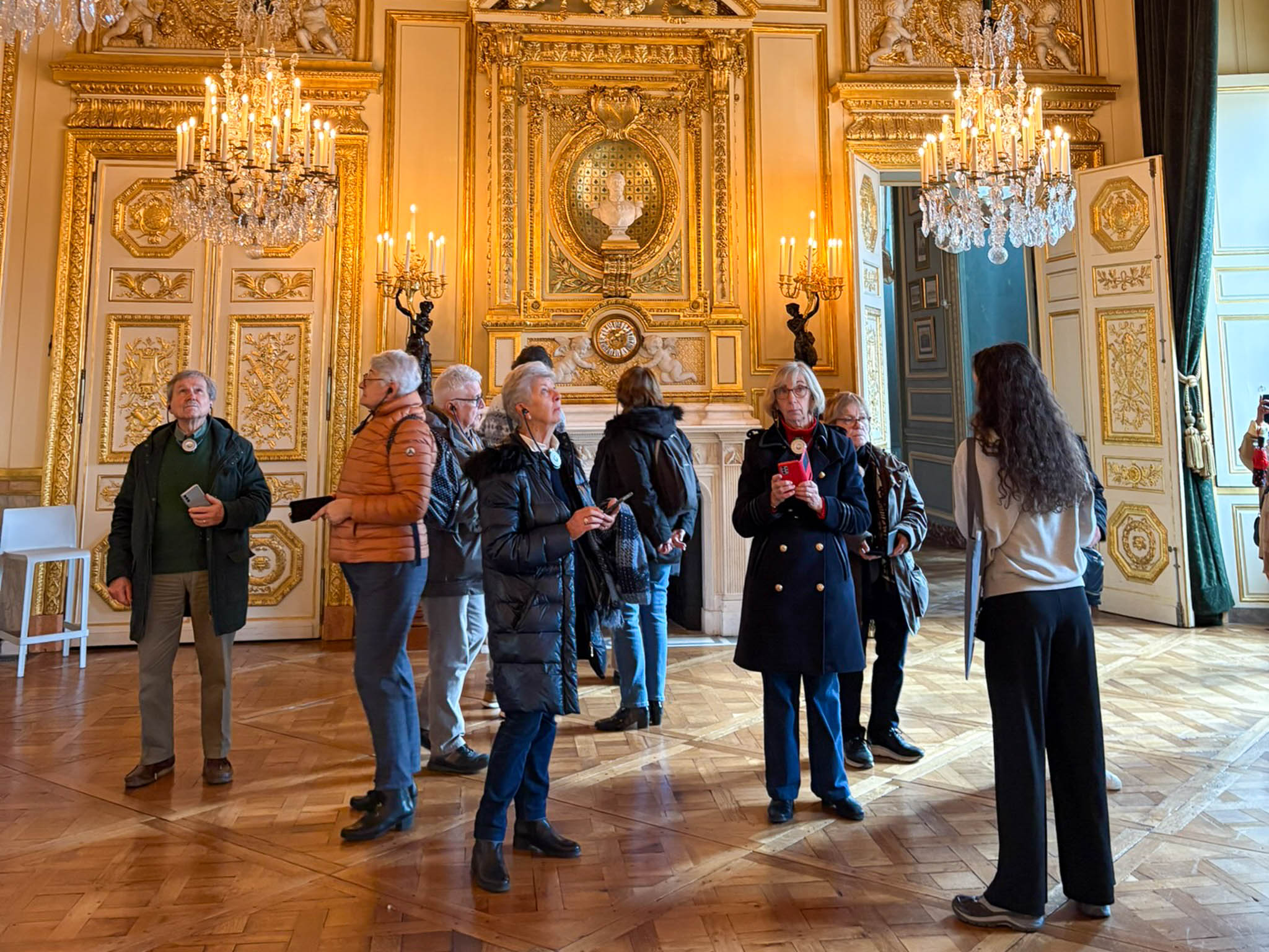 SORTIE SENIORS PARIS DEC 25-19.jpg