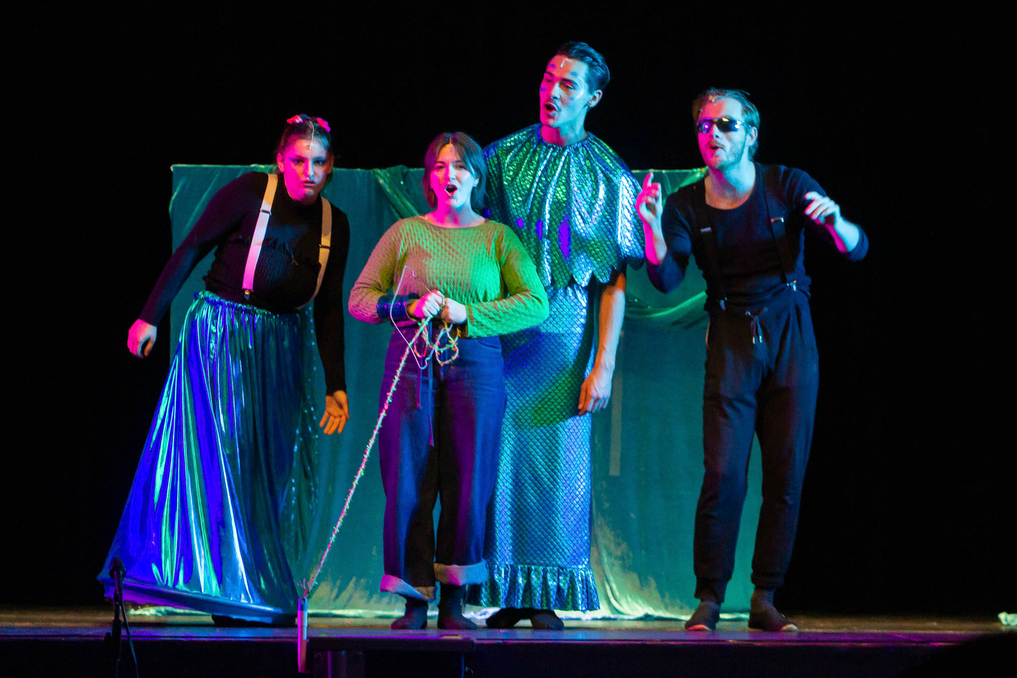 SPECTACLE POISSON FA.jpg