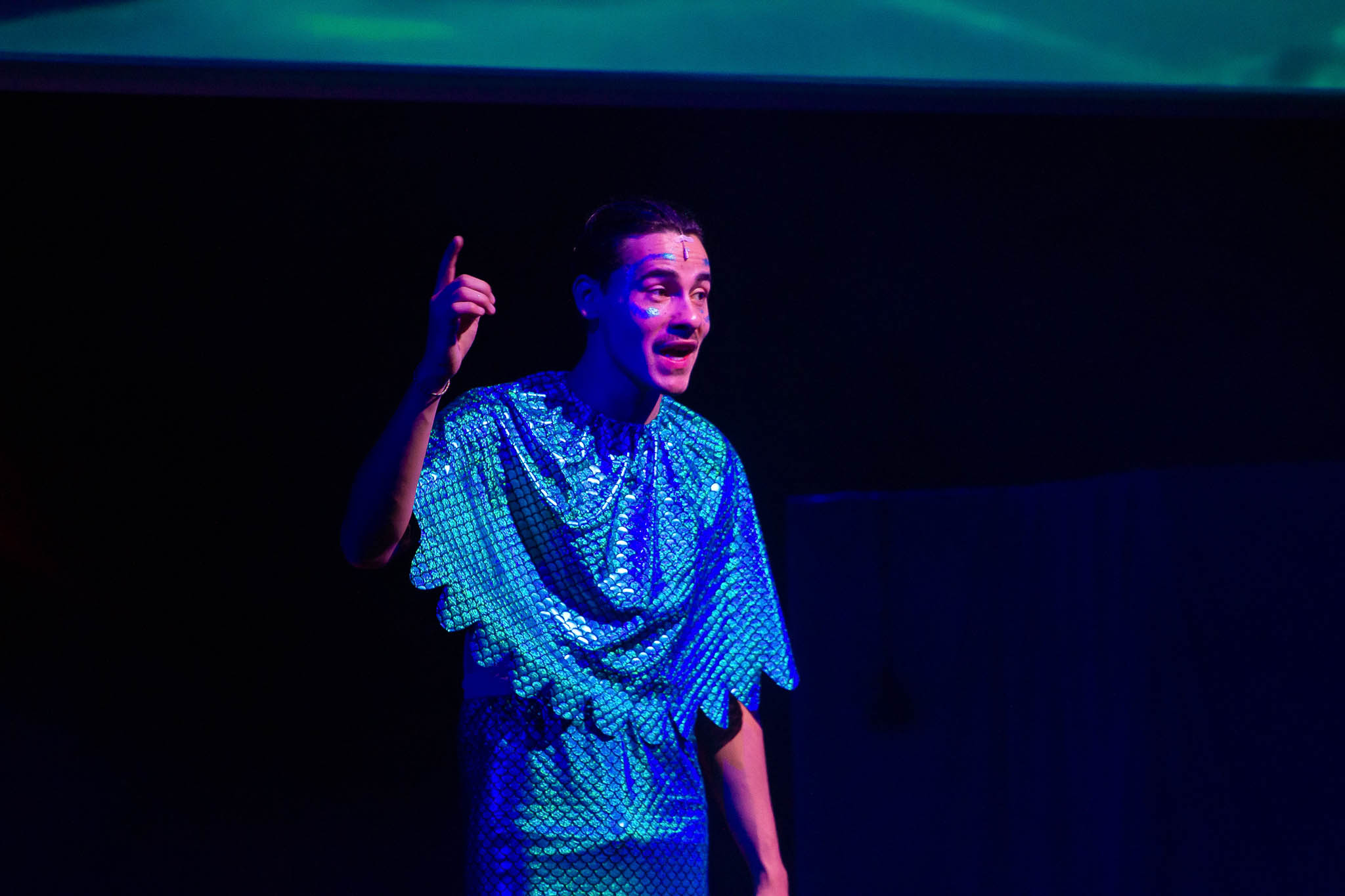 SPECTACLE POISSON FA-7.jpg