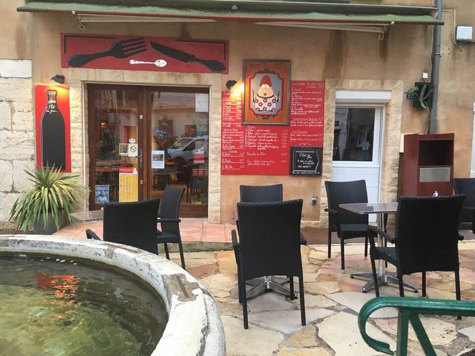 ChezTaMere.jpg ChezTaMere.jpg