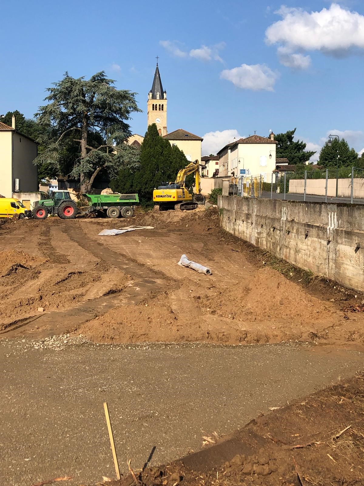 Travaux démolition centre village.jpg