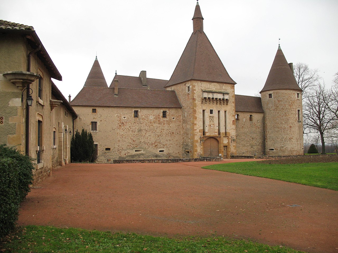 Château_de_Corcelles-en-Beaujolais_1.JPG