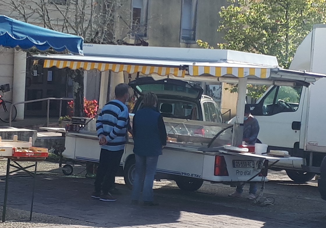 le poissonnier.jpg