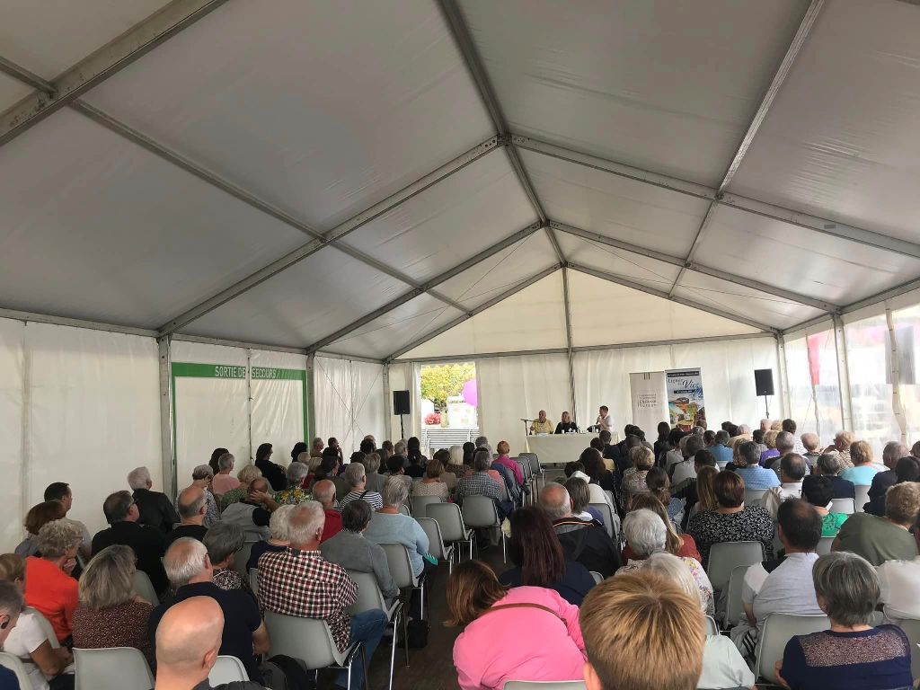 2022 salon du livre3.jpg
