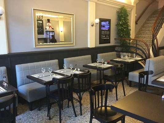 Le Théâtre _8_.jpg