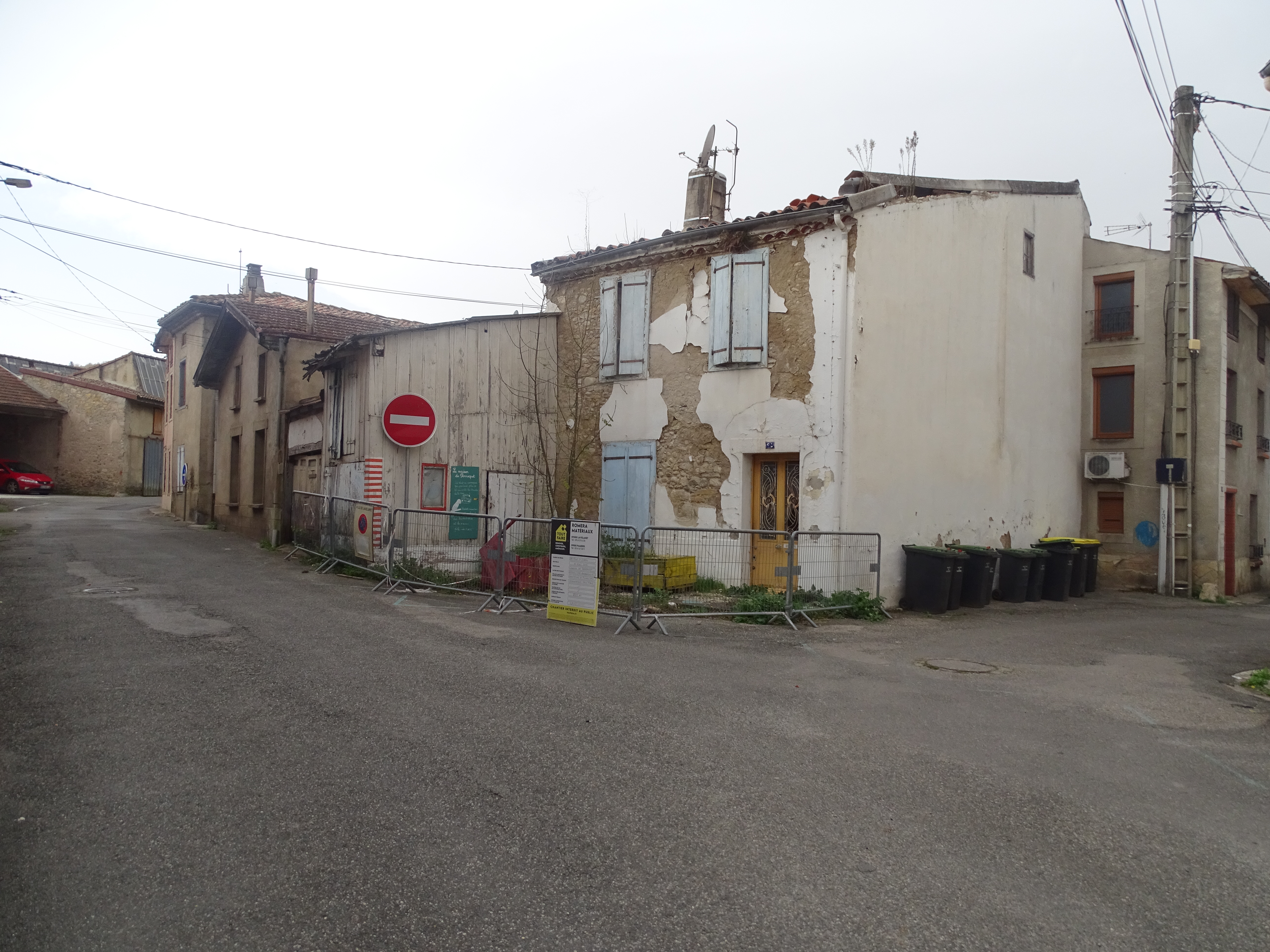 maison du perroquet.JPG