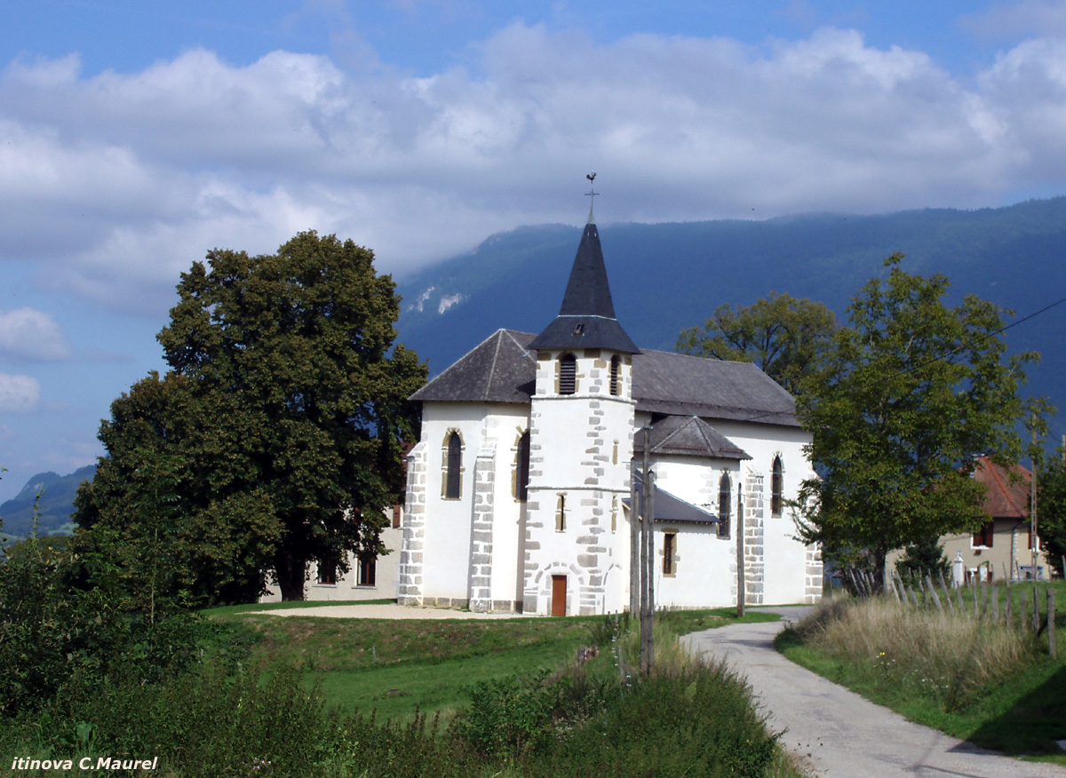 Saint_Pierre_Alvey_eglise.jpg