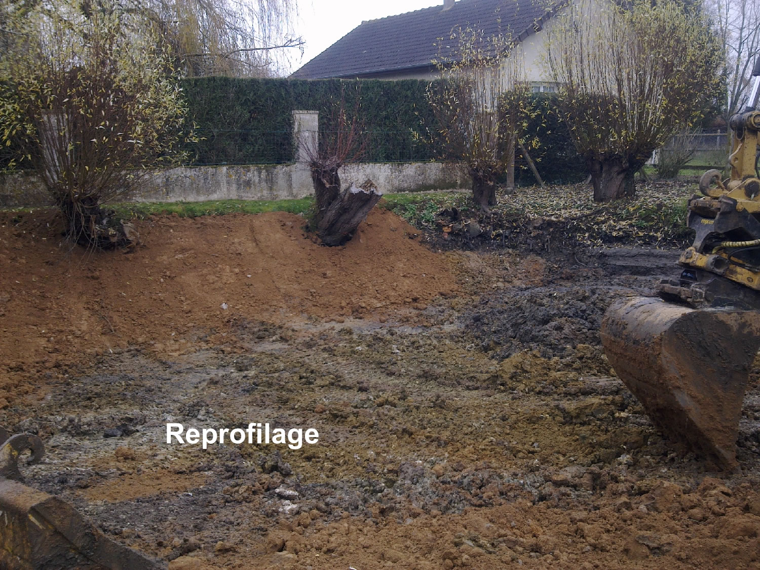 reprofilage des berges.jpg