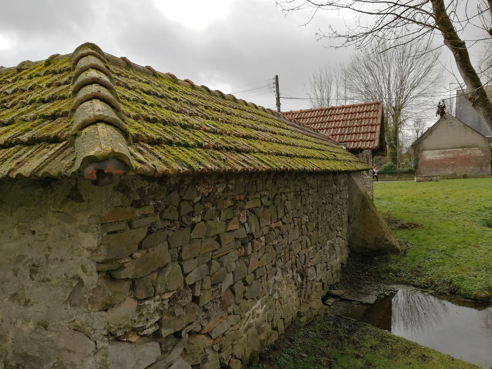 toiture lavoir mars 2021.2 redim.jpg