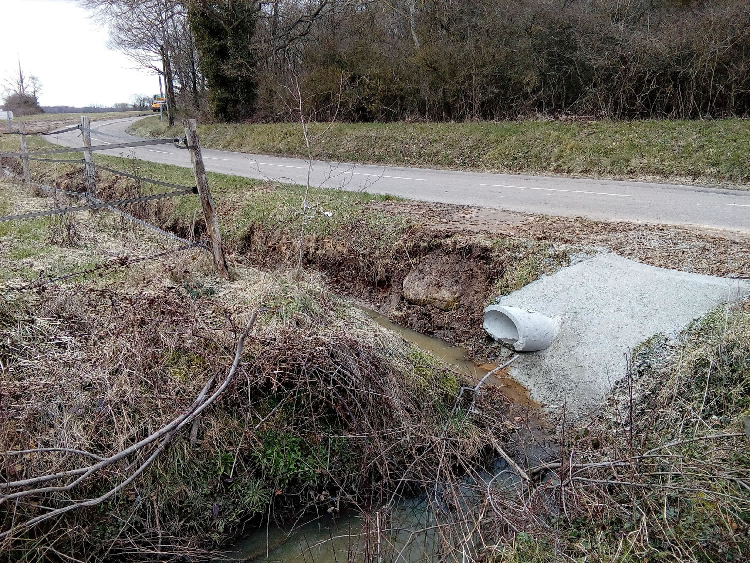 Buse de sortie fossé.jpg