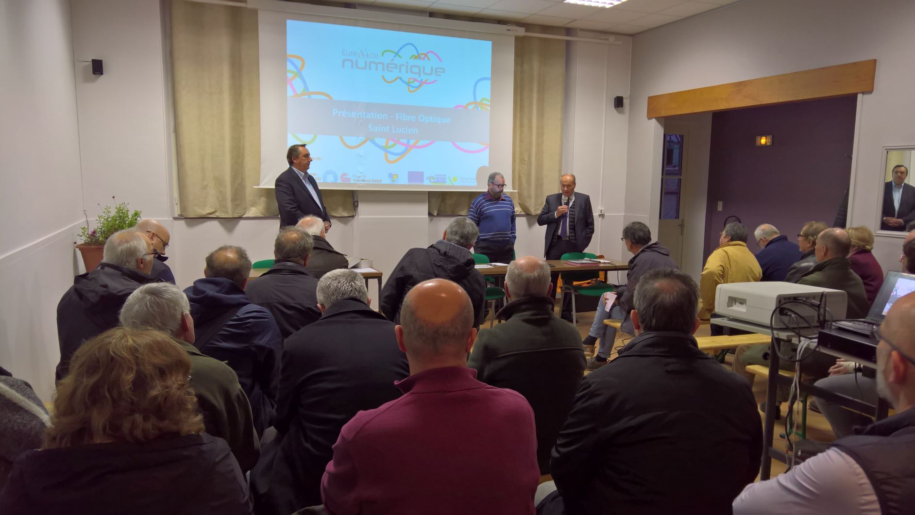 presentation fibre mairie.jpg