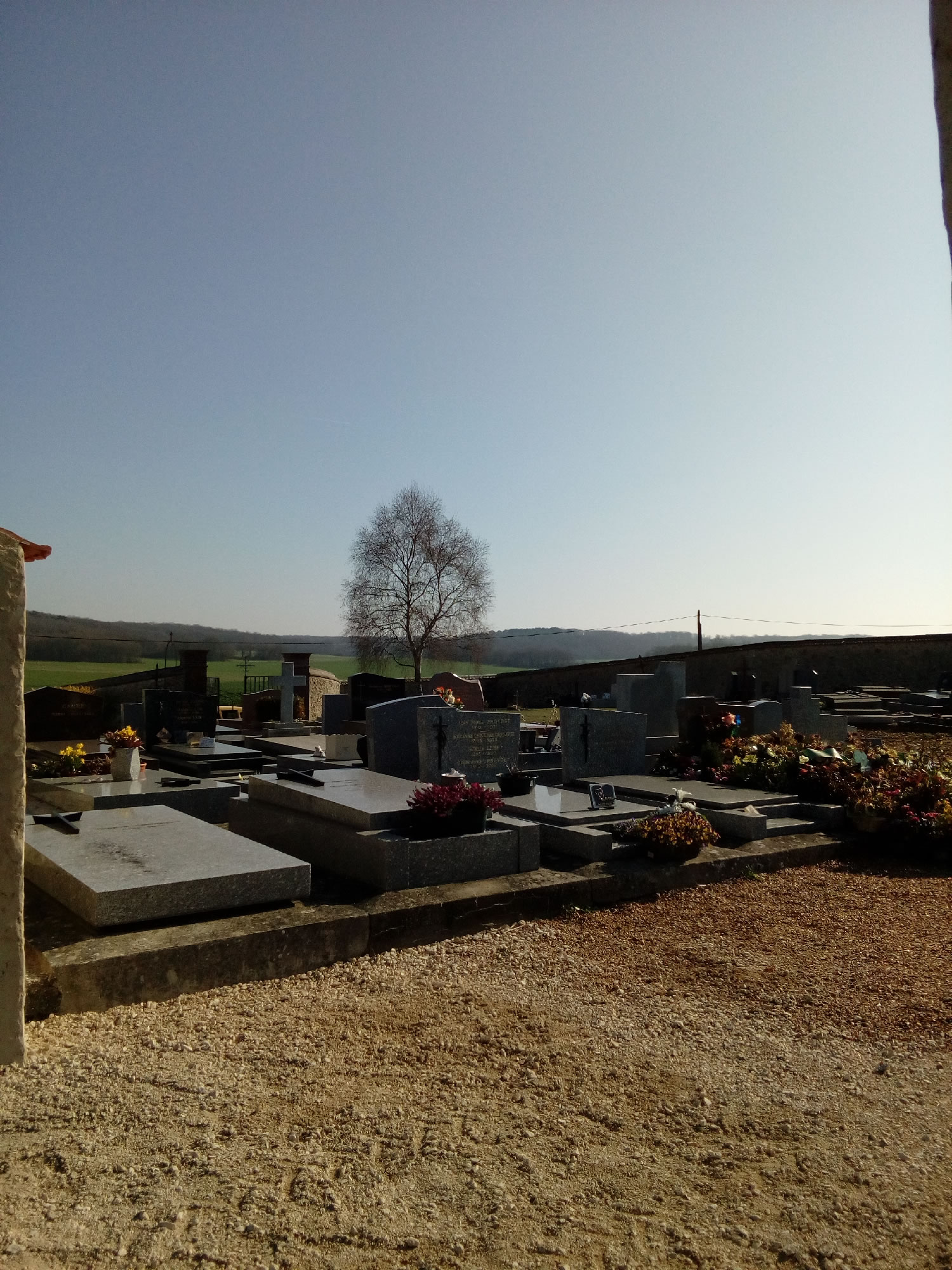 cimetière petit.jpg