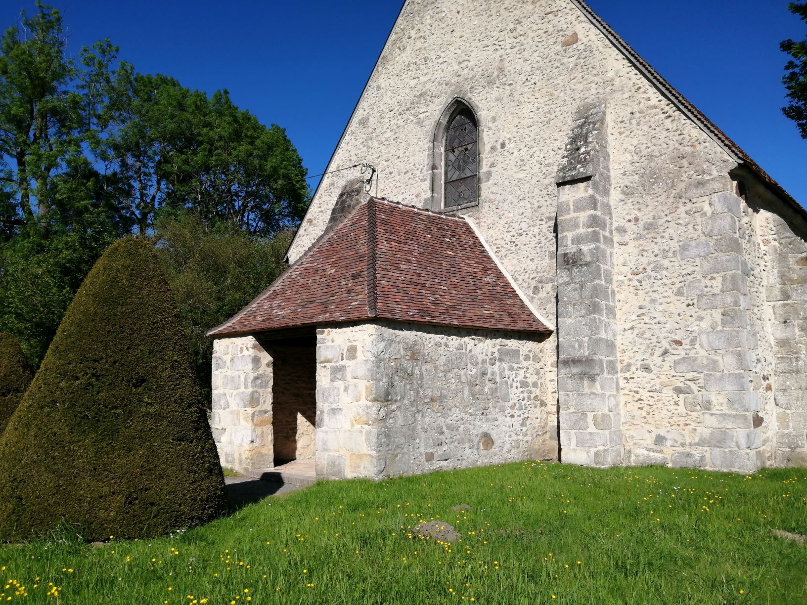 église.porche.21.site.jpg