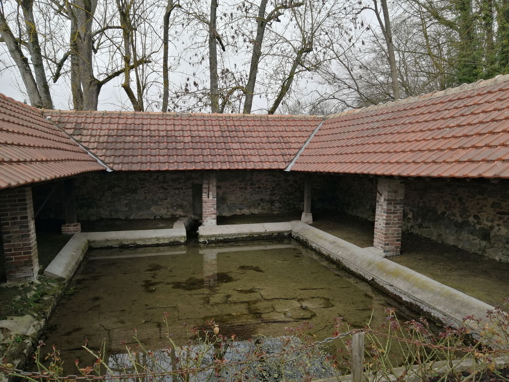 toiture lavoir mars 2021.3redim.jpg