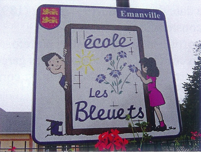 ecole panneau.jpg