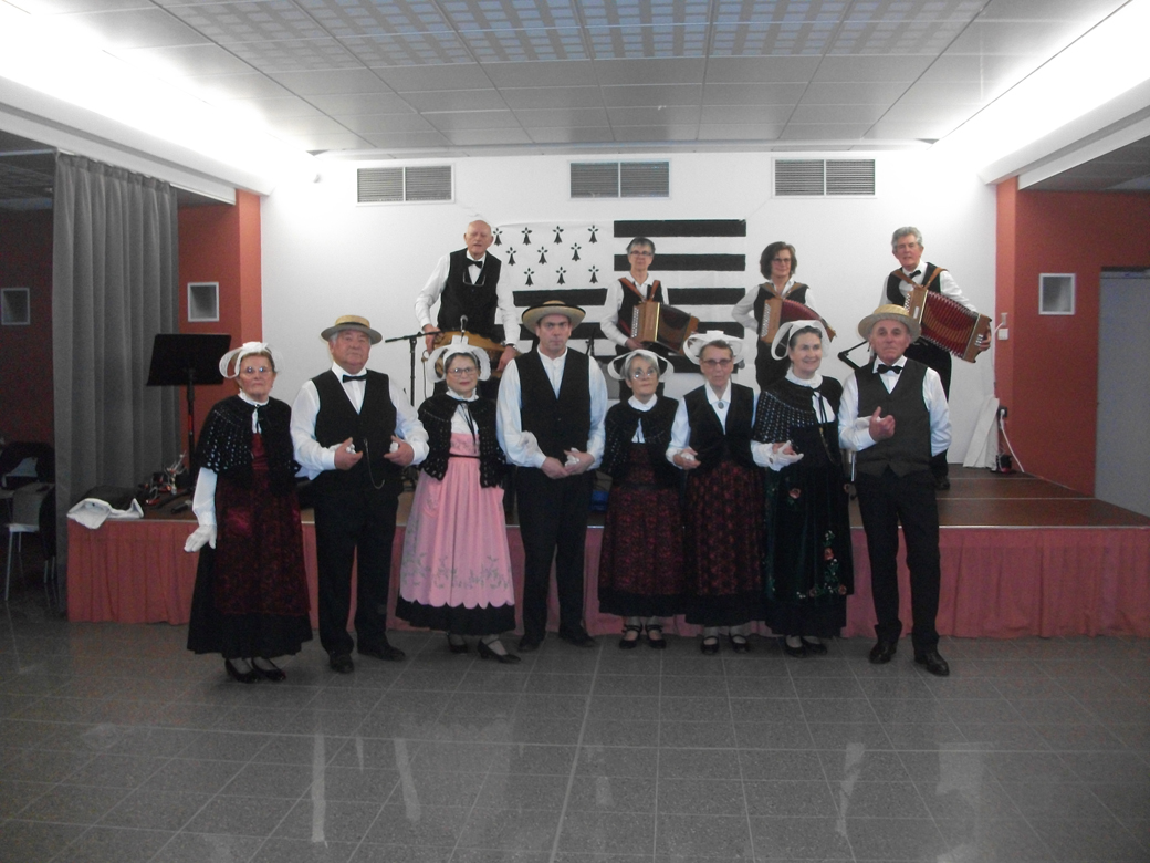 DANSE MONCONTOUR 006-r.jpg