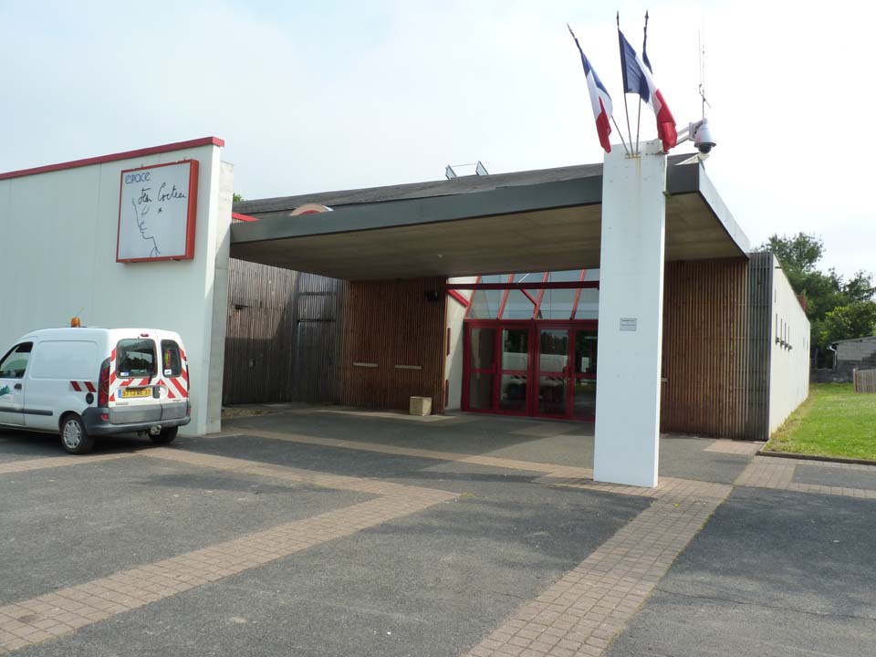 Espace Jean Cocteau.jpg