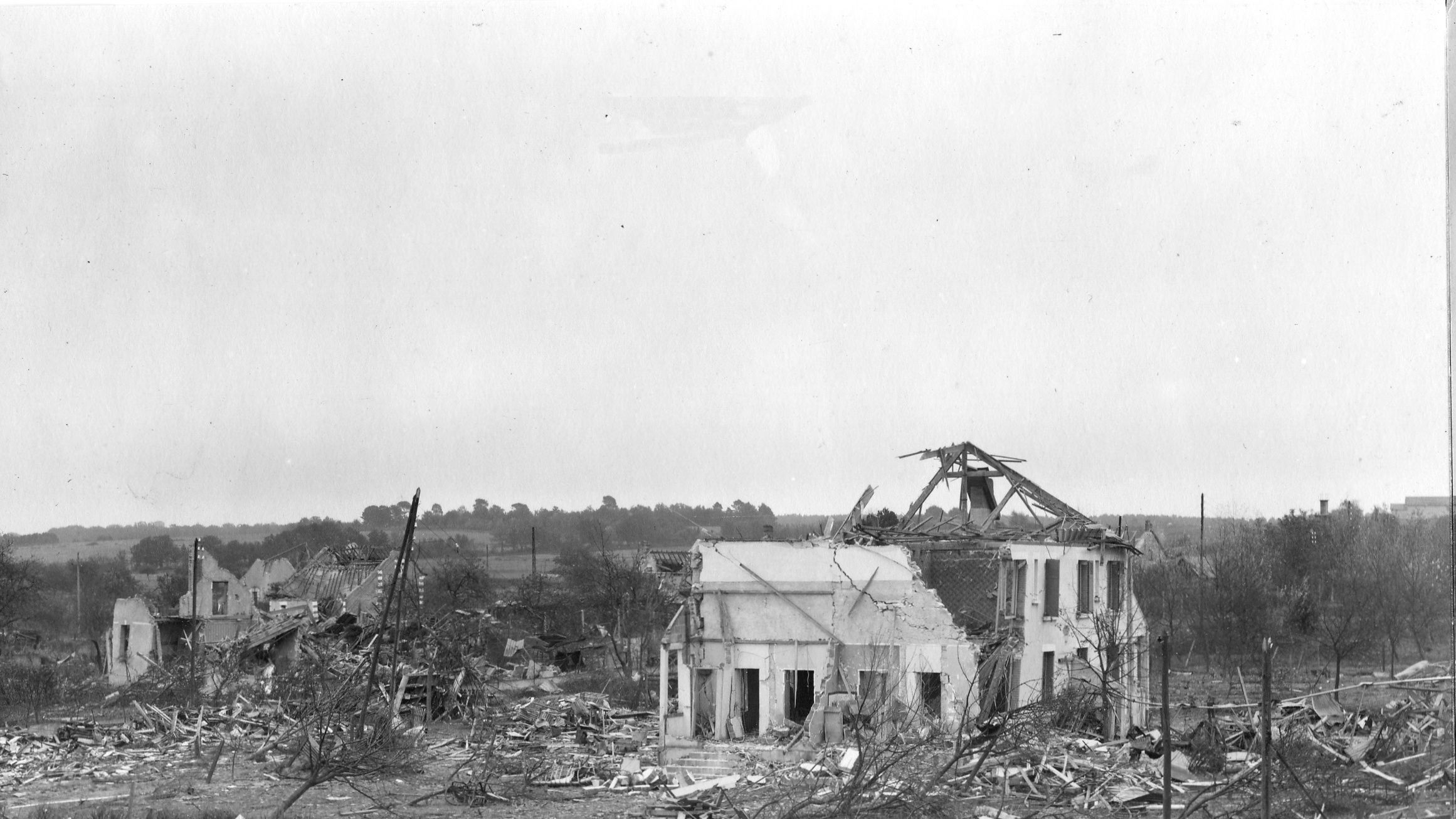 explosion ripault.jpg