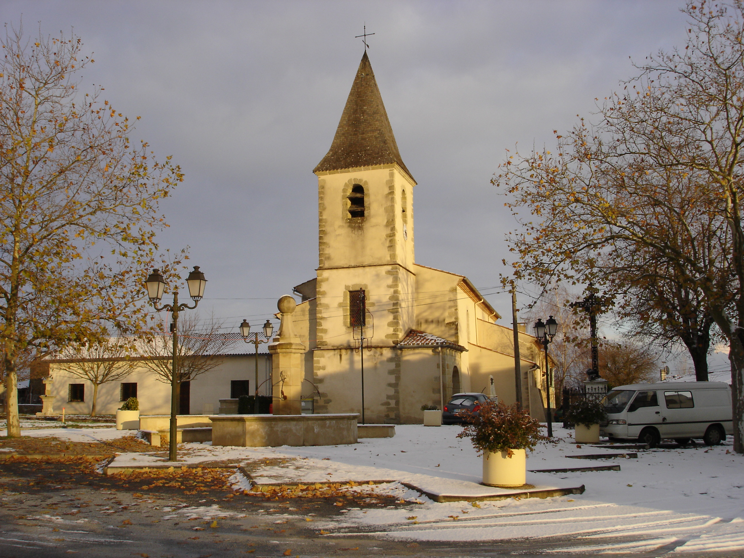 Église _ Place du village 1 _DSC03590_.JPG