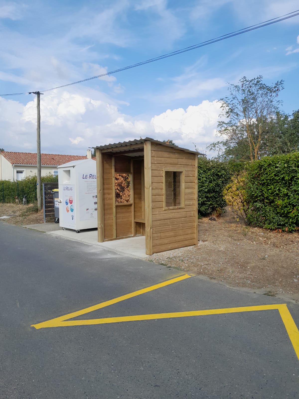 Abribus au Pujol.jpg