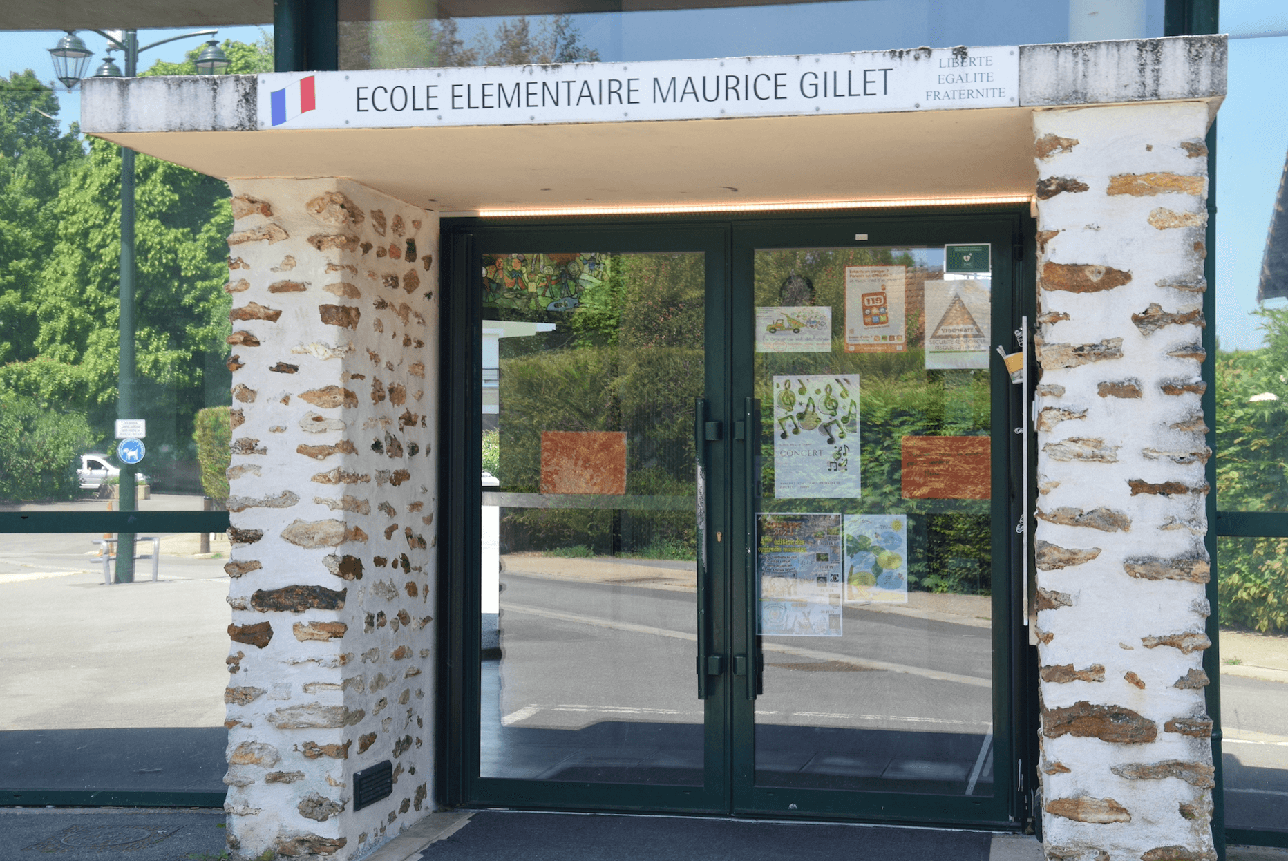 Ecole élémentaire Maurice Gillet.png