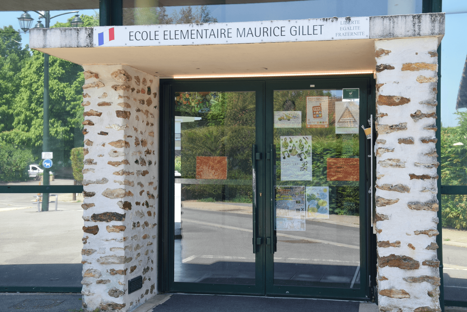 Ecole élémentaire Maurice Gillet.png