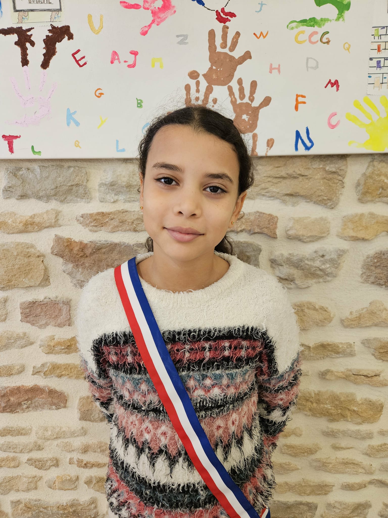 EMHENNI Kenza 9 ans.jpg