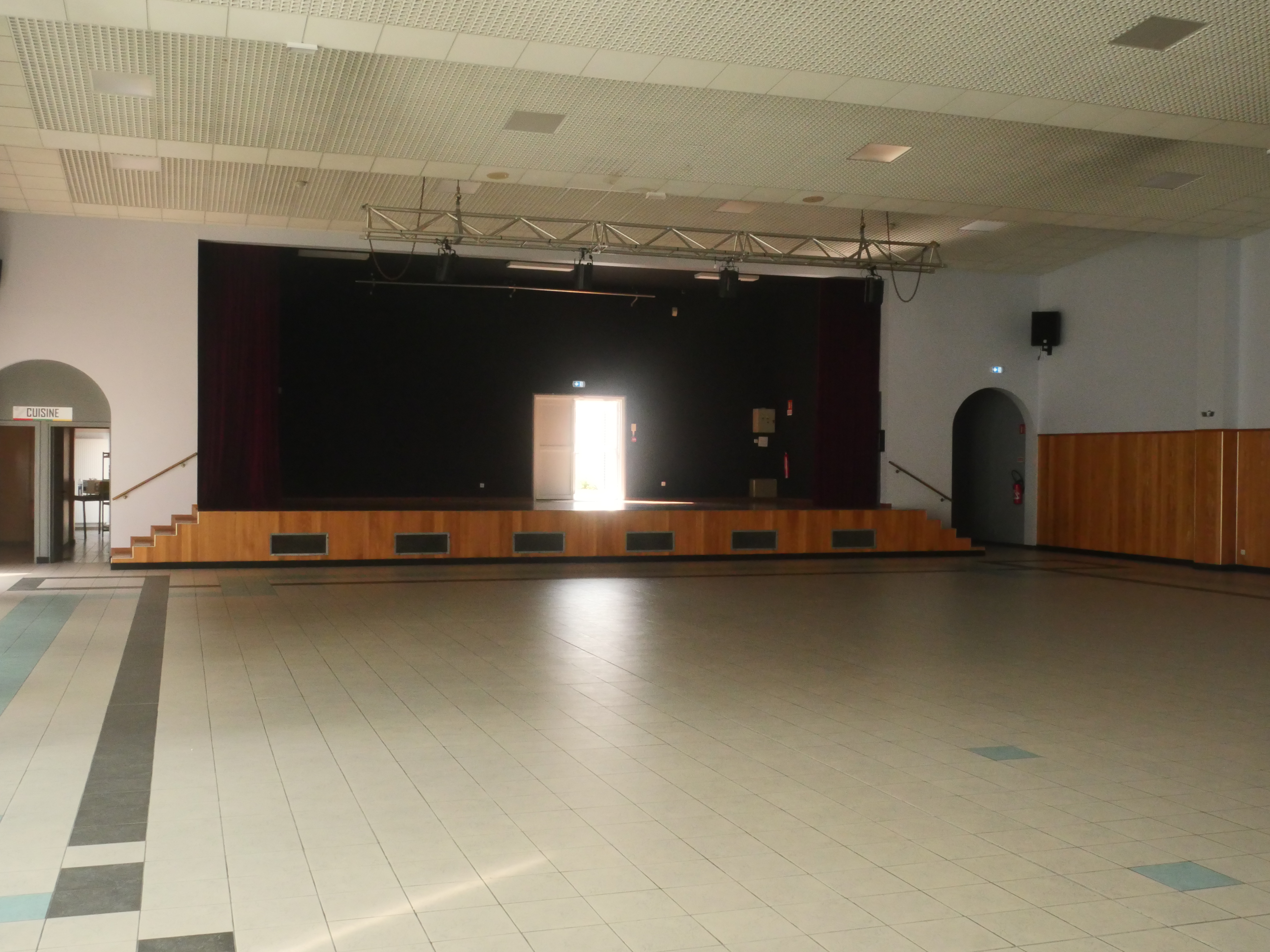 salle Agora _1_.JPG
