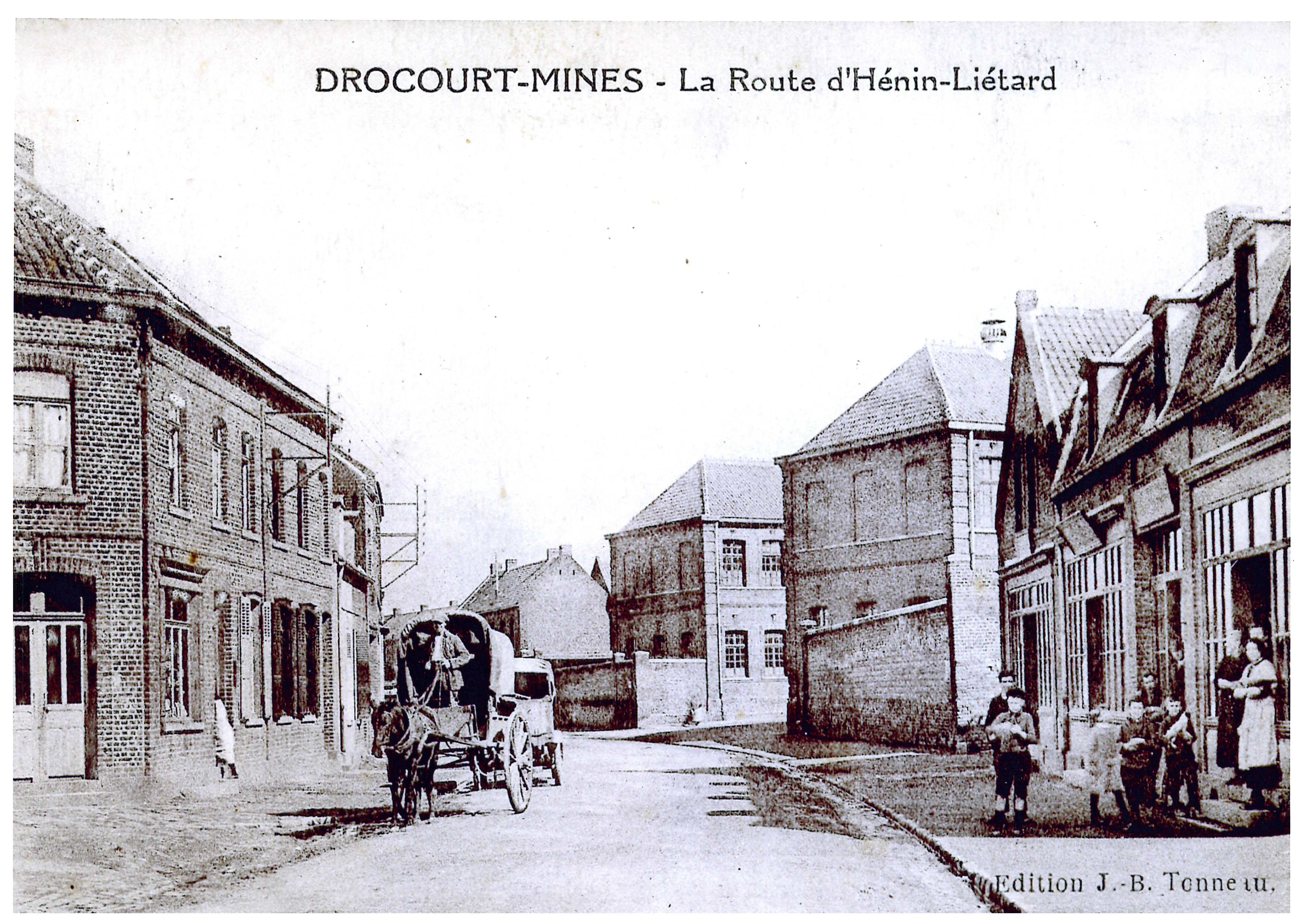 AV-Drocourt Mines - La Route d_Hénin Liétard.jpg