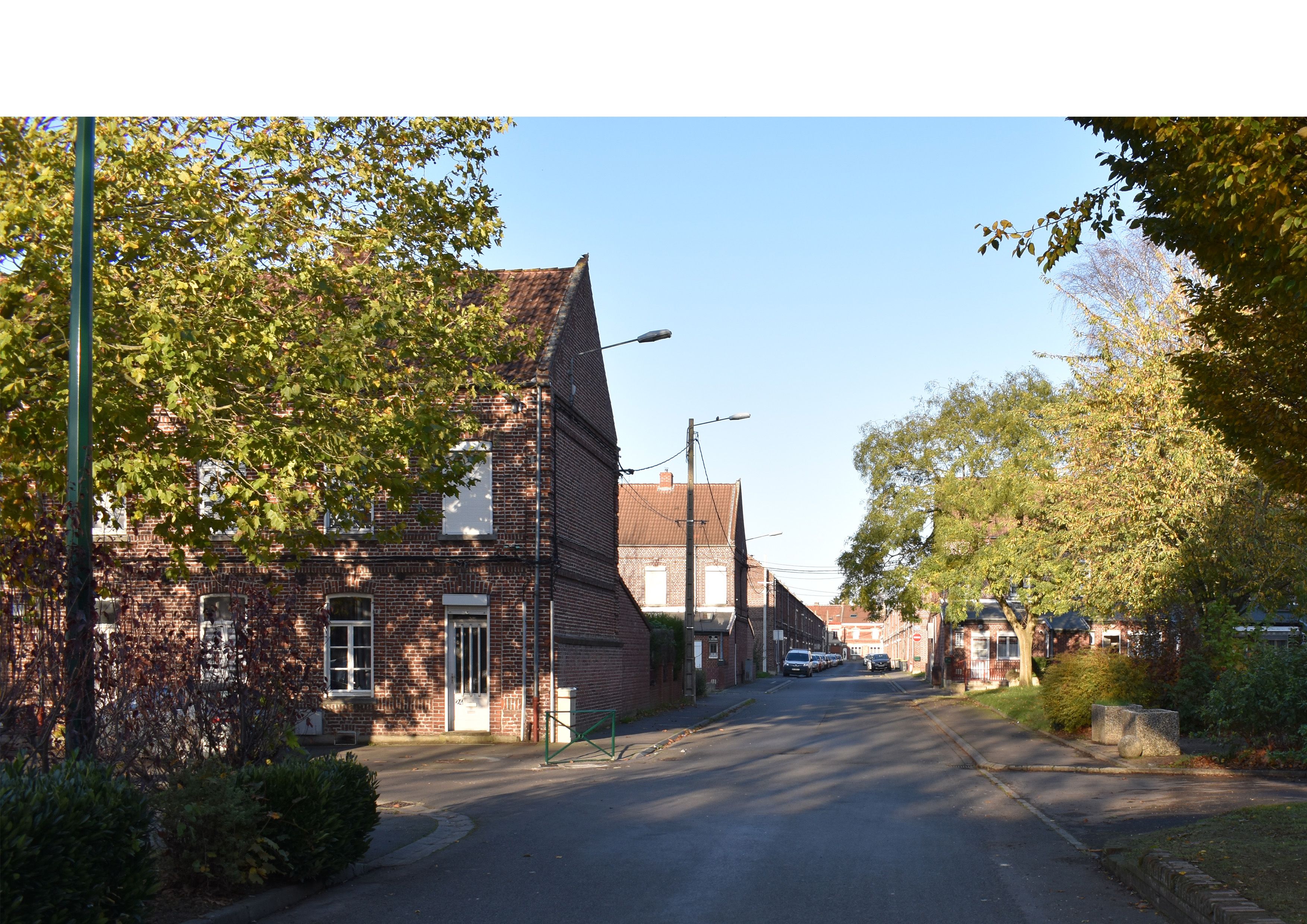 AP-Drocourt Mines - Rue Haute et un coin de la Place.jpg