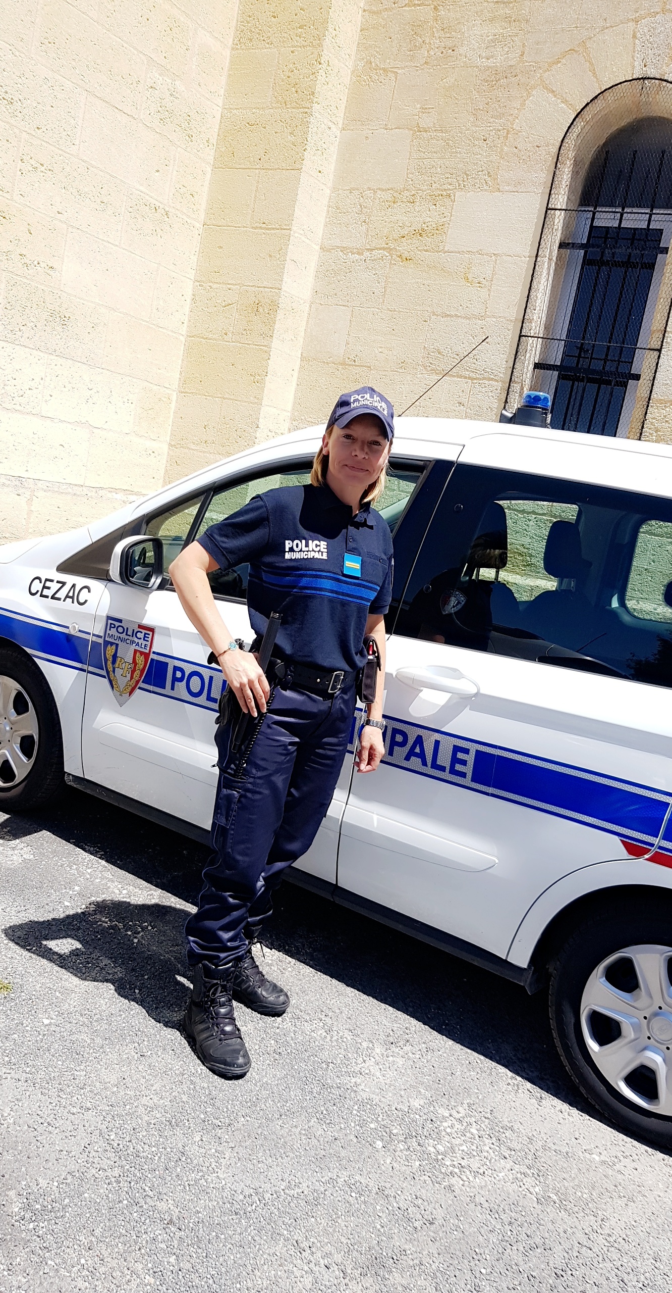 POLICE MUNICIPALE..jpg