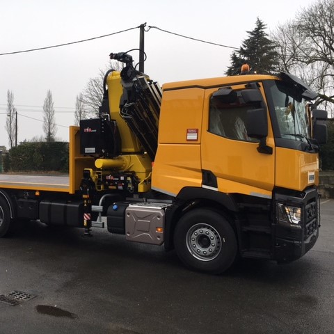 CAMION 3.jpg