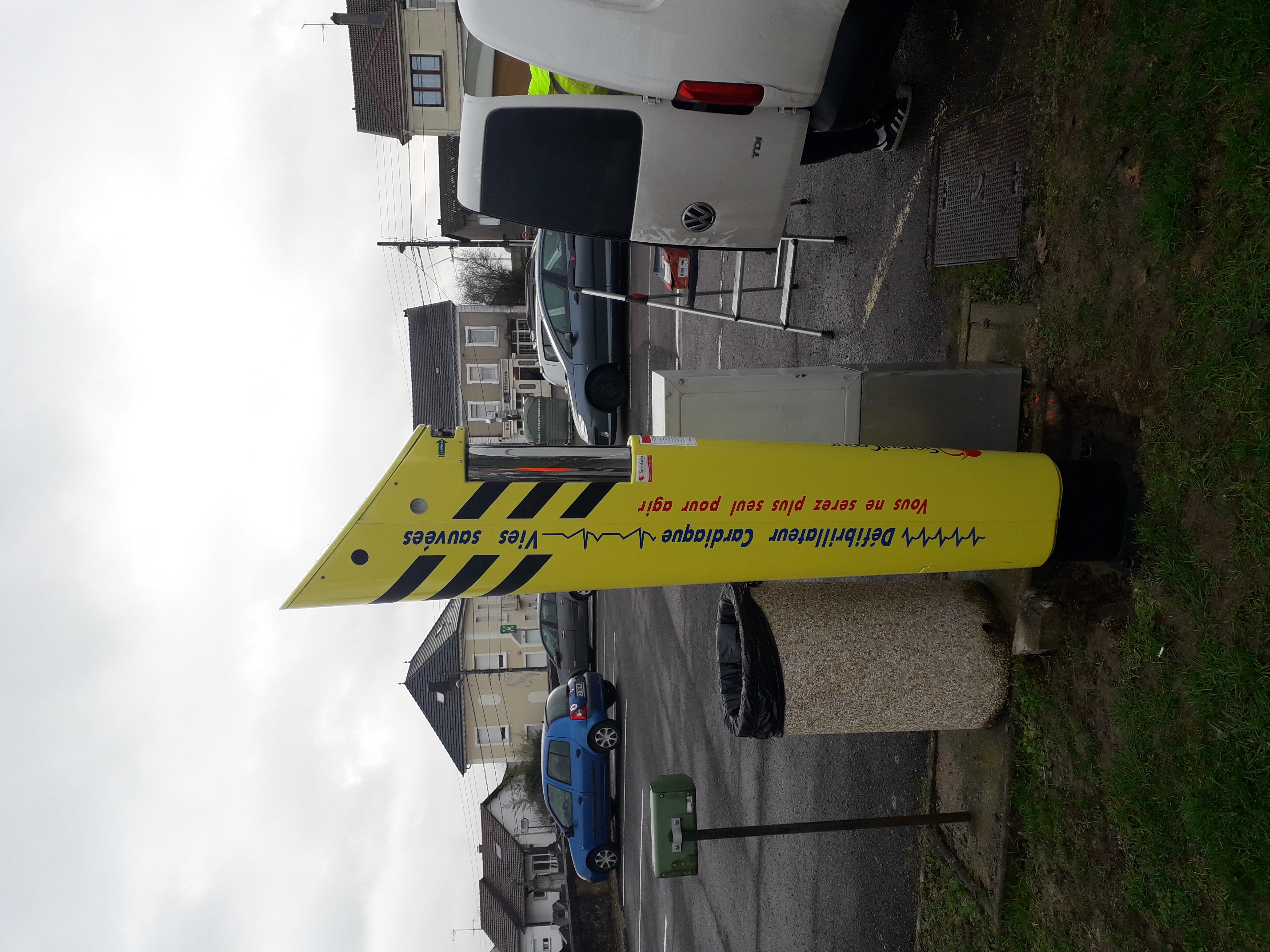 Défibrilateur 2.jpg