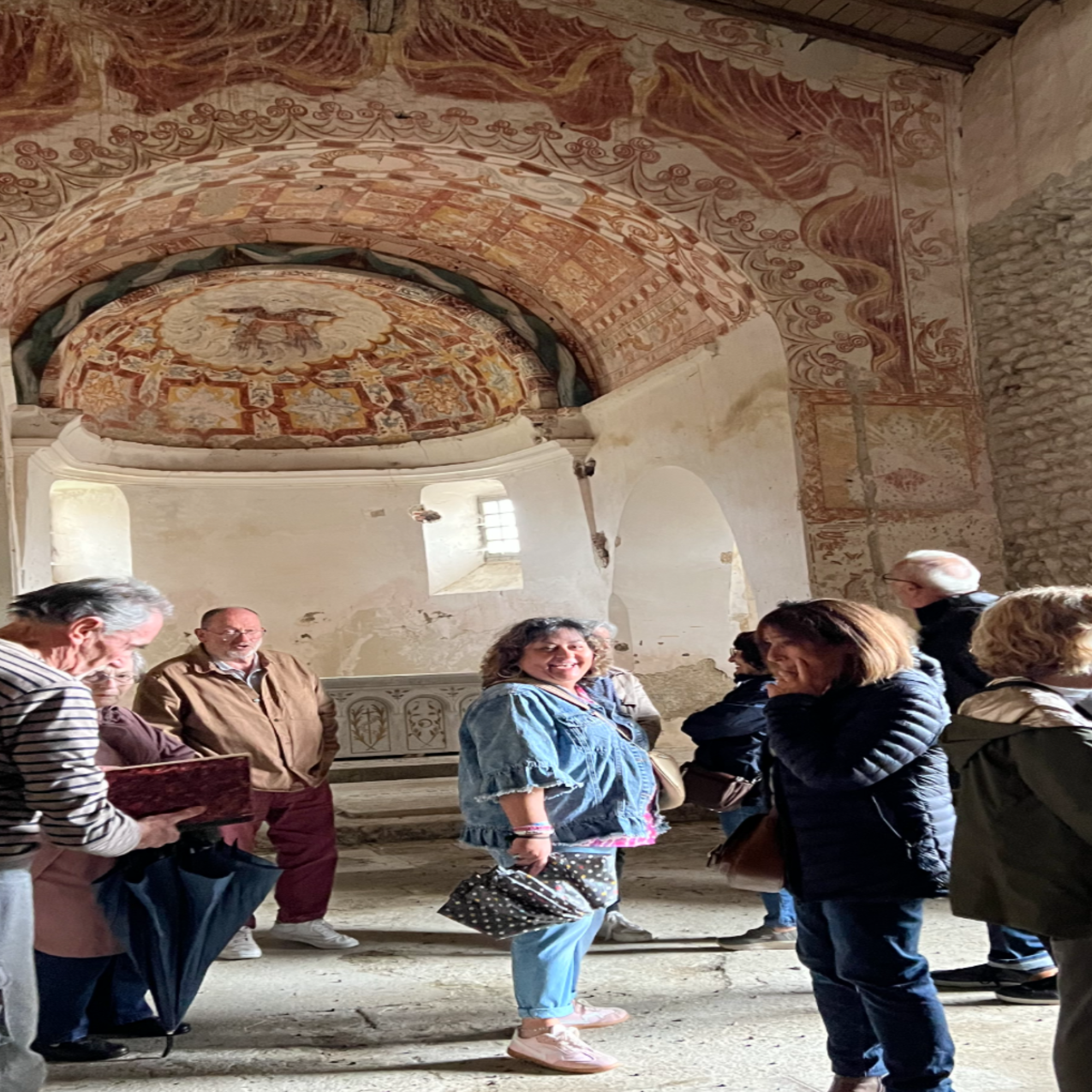 Visite de la chapelle du cimetière