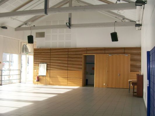 salle lucie aubrac.JPG salle lucie aubrac.JPG