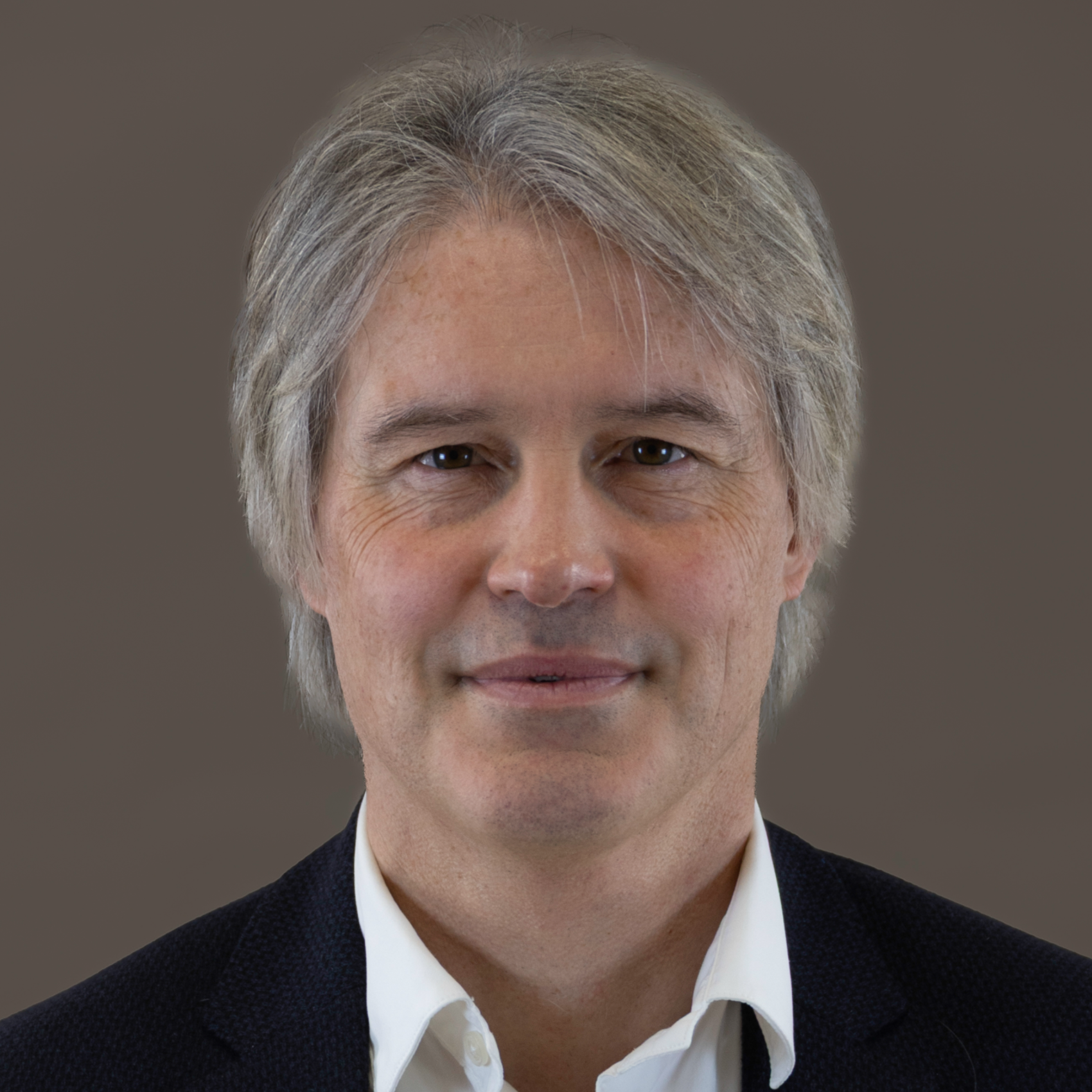 P. PARRA photo réduite.jpg