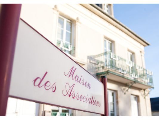 Maison des associations.jpg Maison des associations.jpg