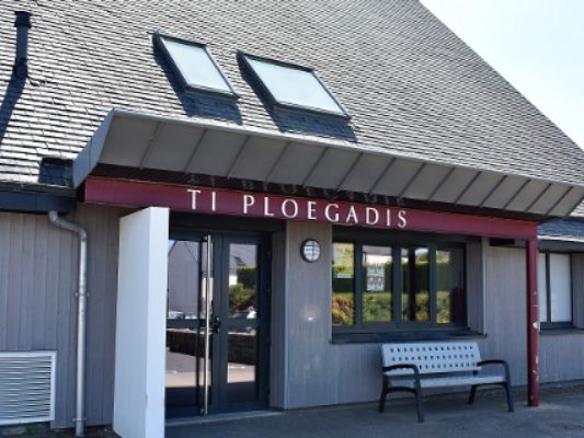 Ti Ploegadis-c750.jpg Ti Ploegadis-c750.jpg