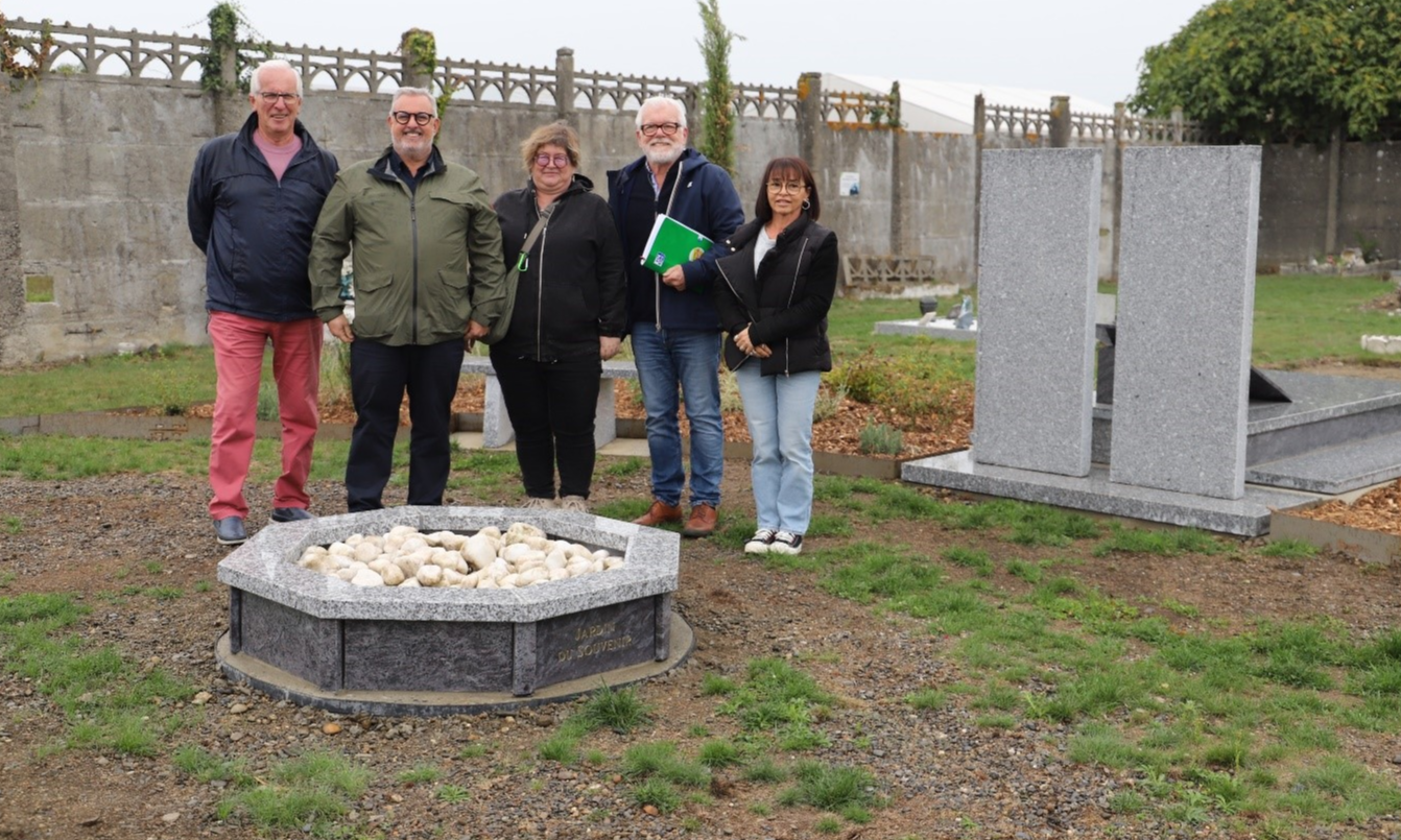 Les cimetières communaux se modernisent avec un nouveau Jardin du Souvenir