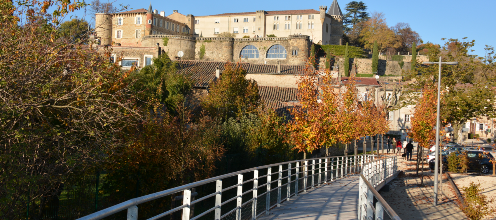 Passerelle et Château