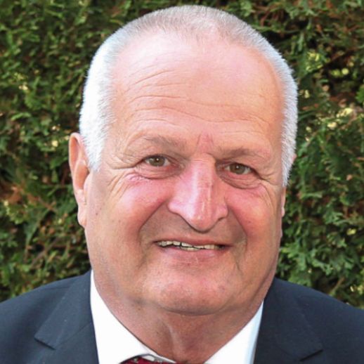 portrait edito2.jpg