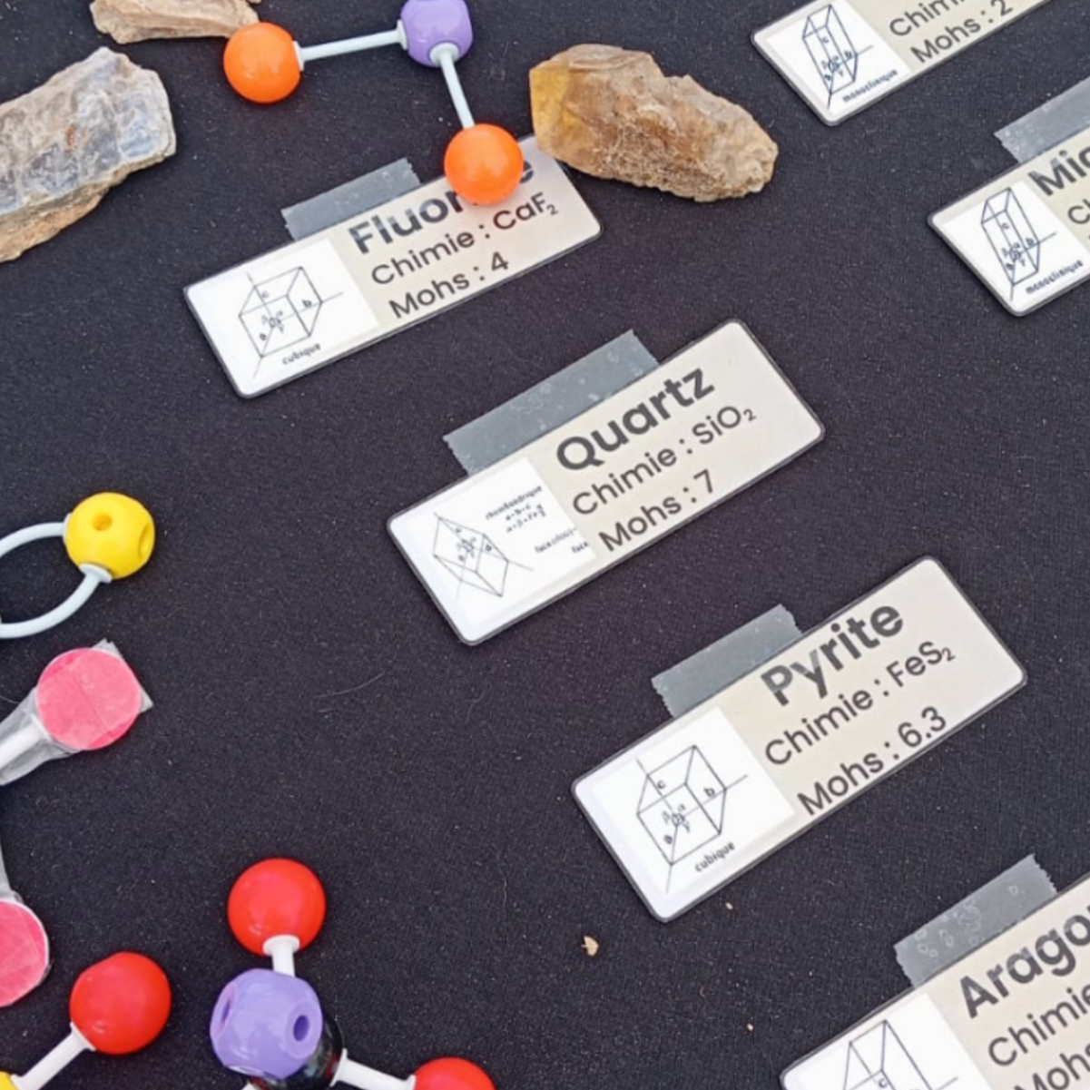 Atelier géologie à la médiathèque