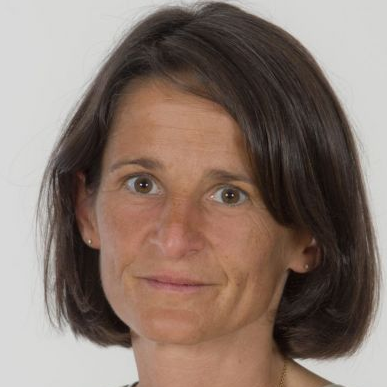 Nadine ABAZIOU.jpg