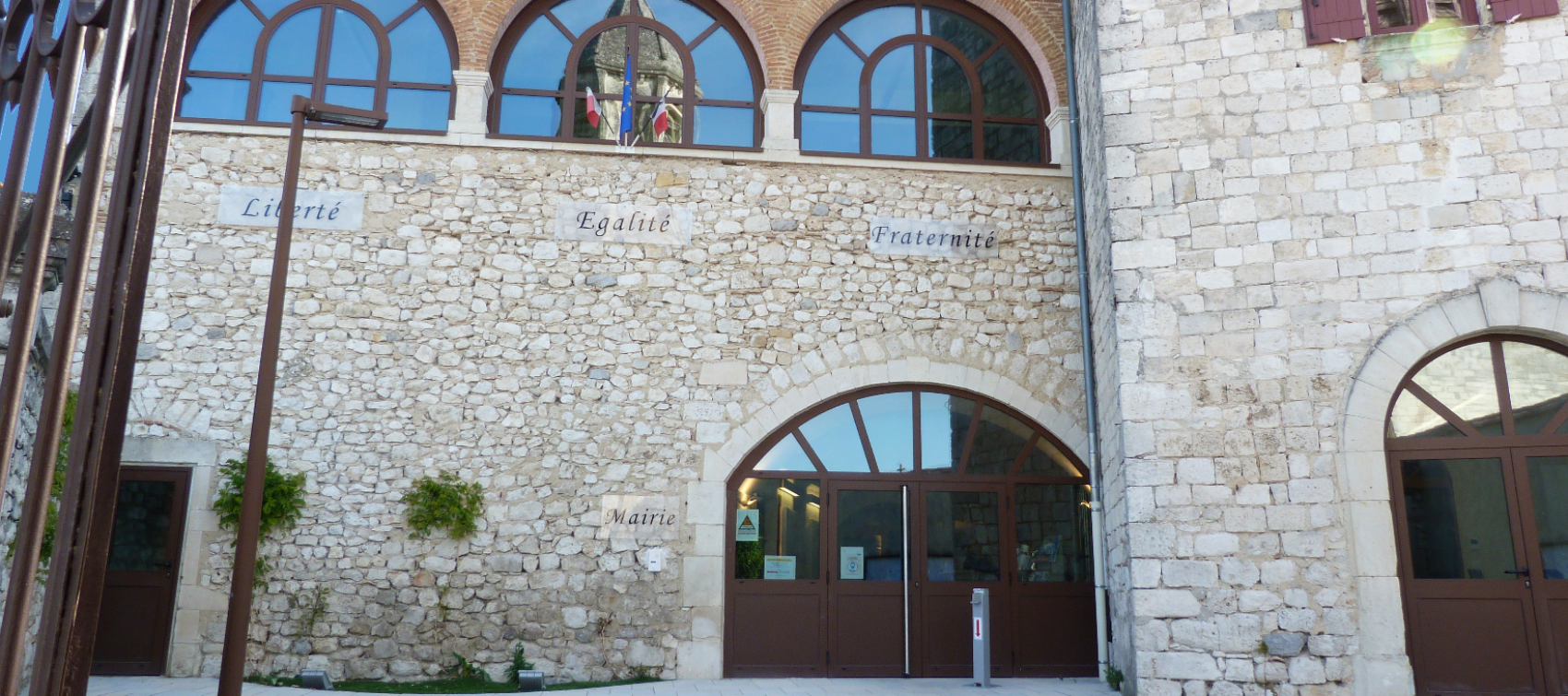 UNE MAIRIE A VOTRE SERVICE