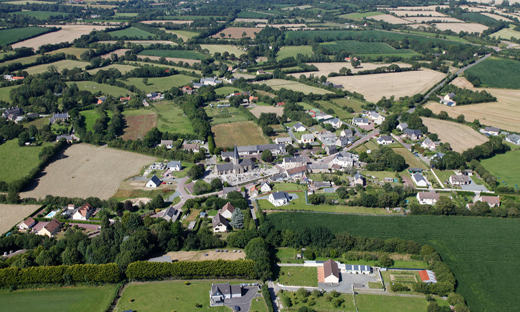 Angoville sur Ay