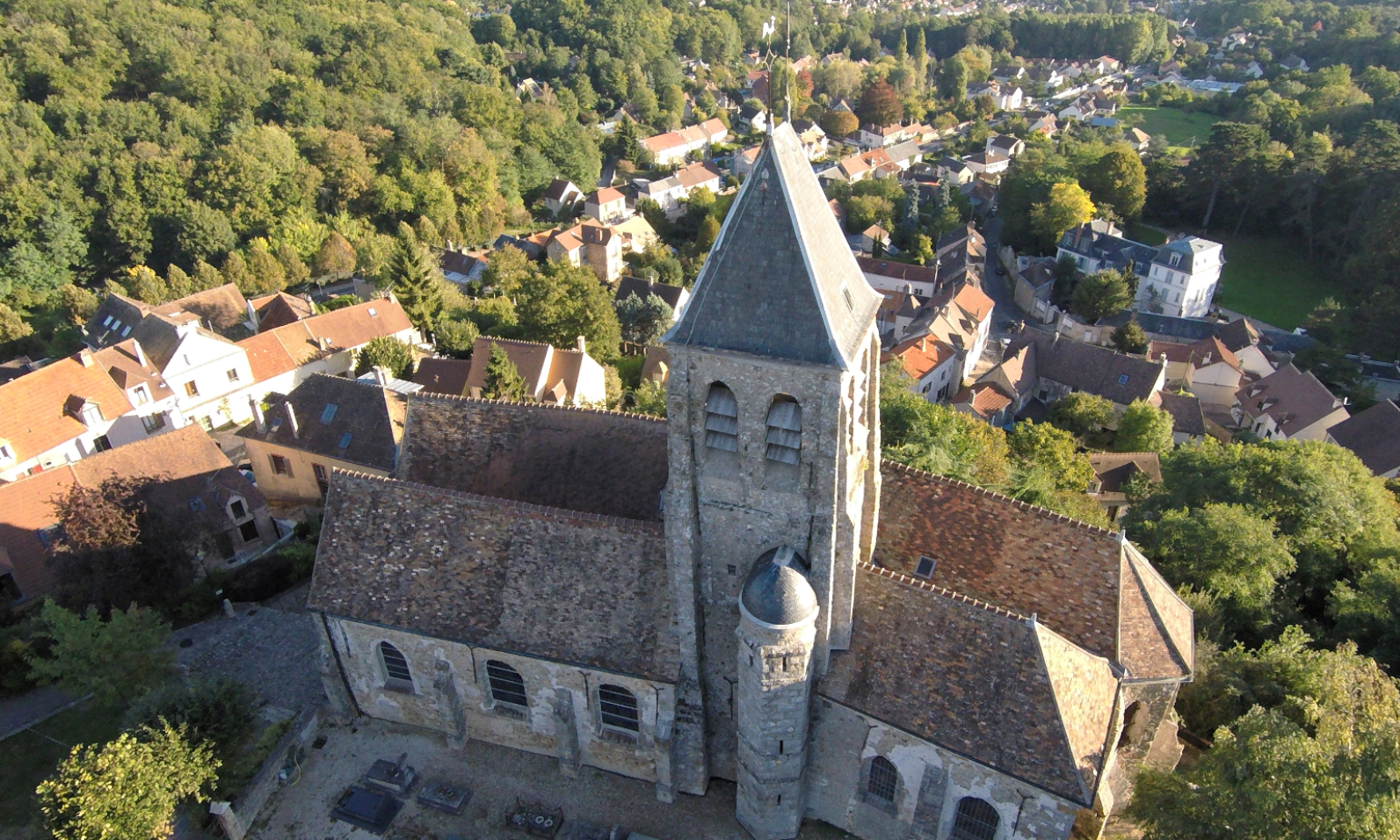 Restauration des parties hautes de l'église Saint Clair
