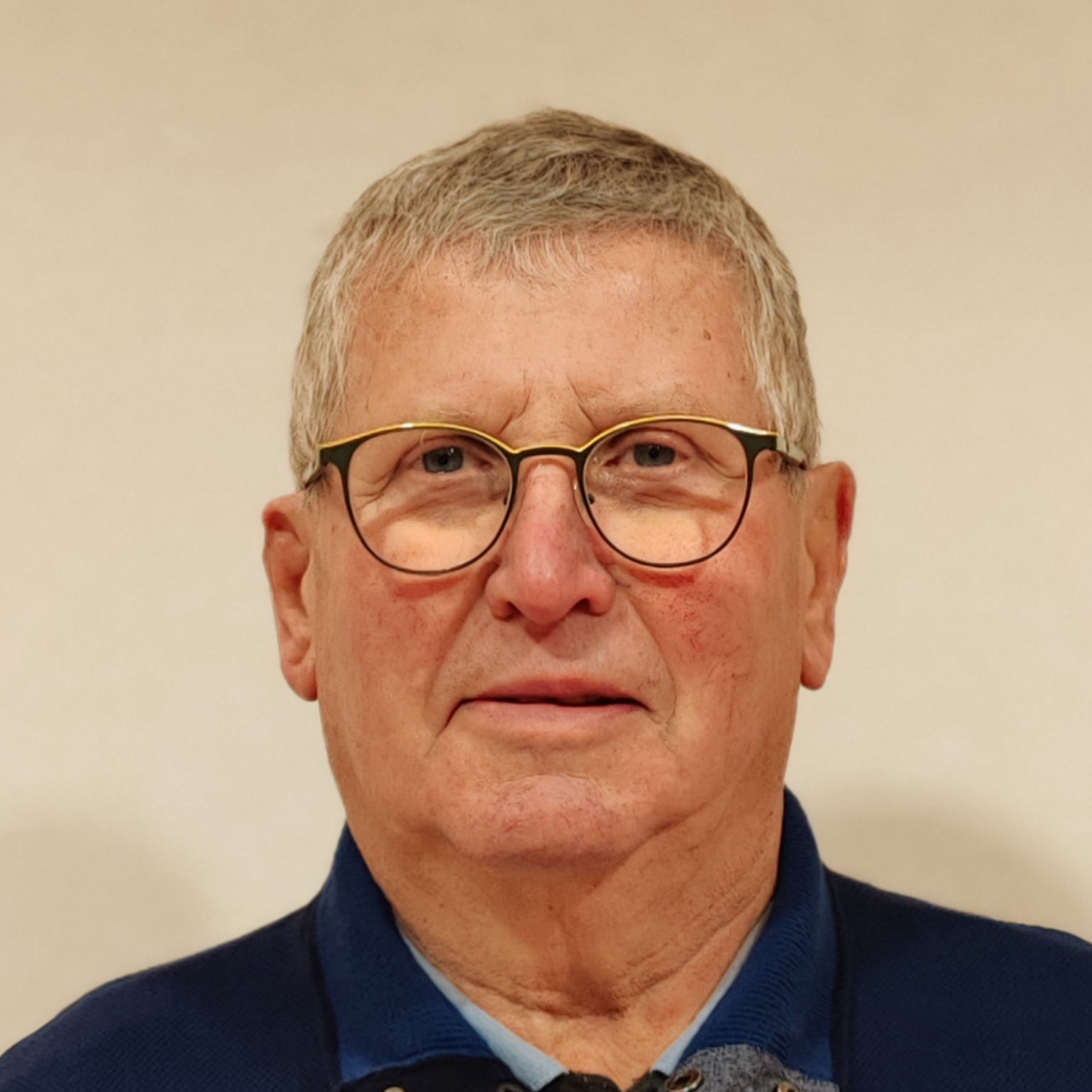 M - HALLOUIN Hubert Retraité.jpeg