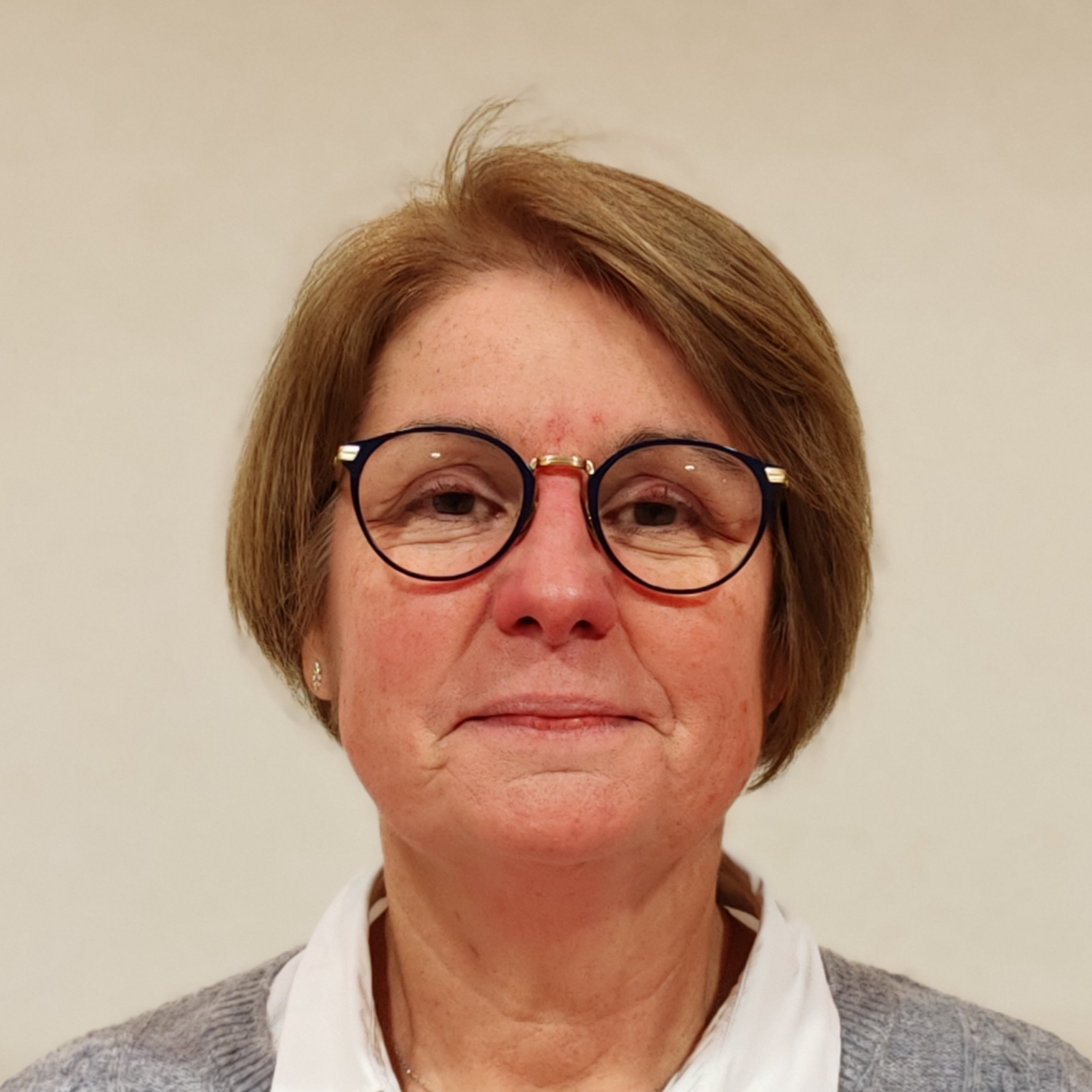 L - HARDY Blandine Assistante commerciale.jpeg