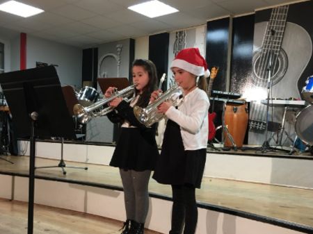 Concert Noel Ecole musique _1_.JPG